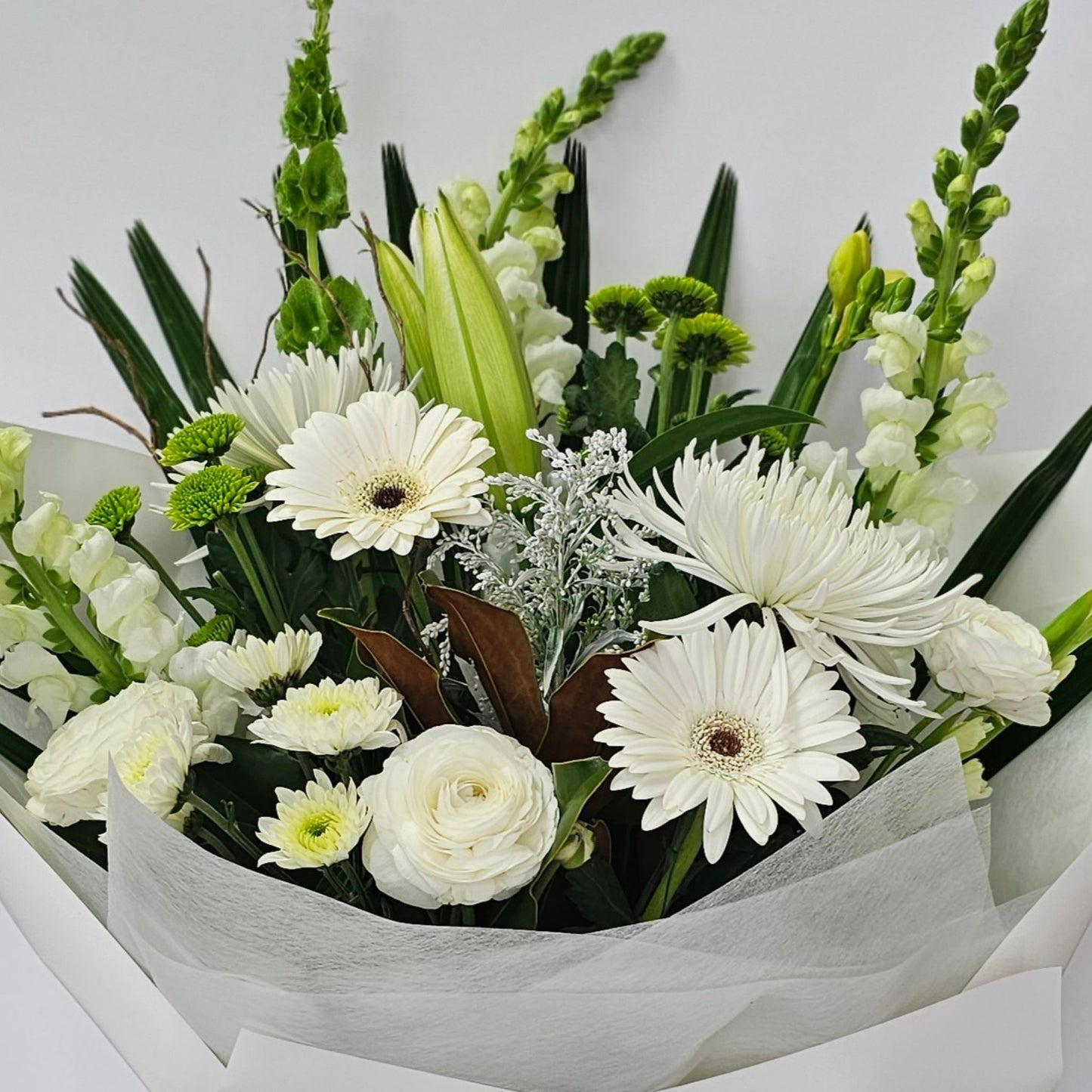 Deluxe Neutral Bouquet